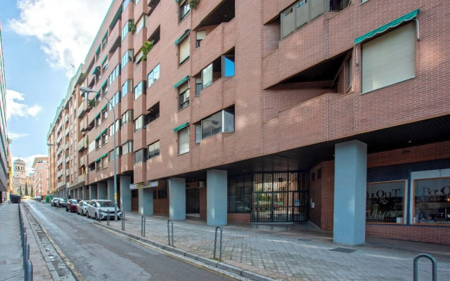 Unique Apt. With Parking in Granada. Fuente Nueva