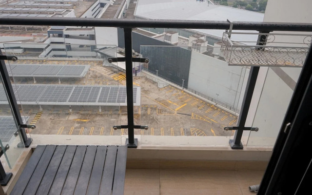 Spacious & Elegant 3BR Apartment at Sky House BSD