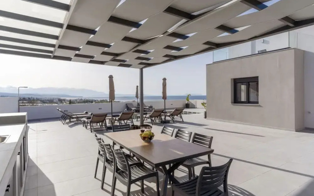 Villa Etoile - With Private Pool and Sauna