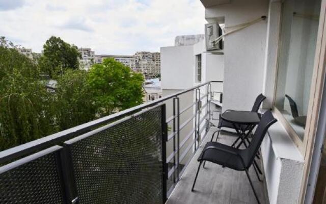 AT Central Apartments