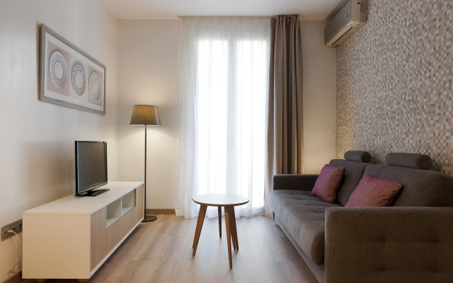 MH Apartments S. Familia