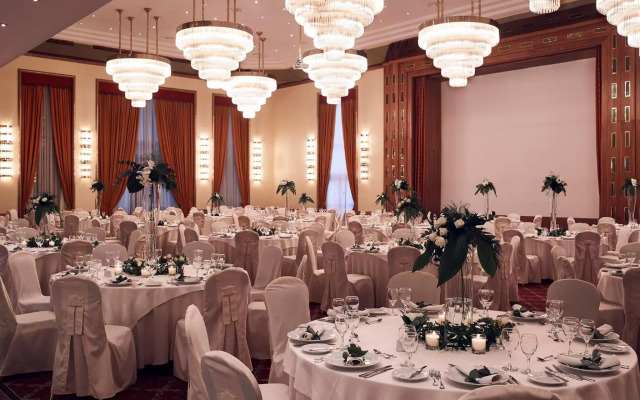 Hotel Du Lac Congress Center & Spa