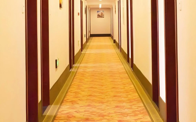 GreenTree Hotel (Shenyang Shengjing Hospital Huaxiang Campus)