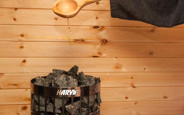 The White Horse Apartment 1