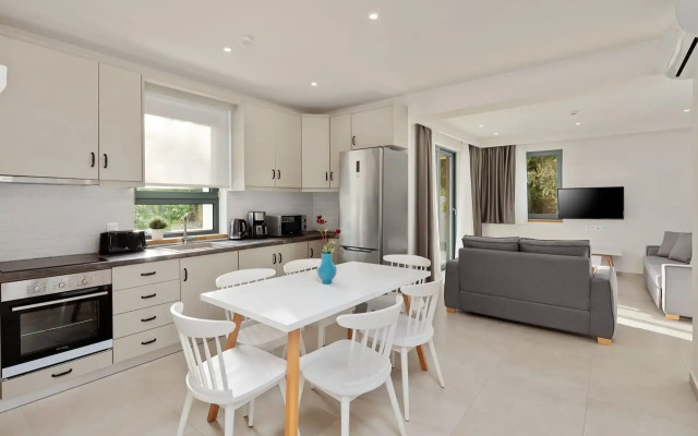 Perithia Suites