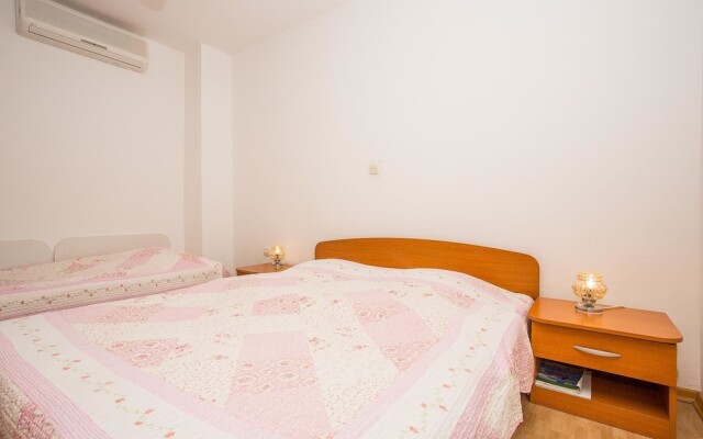 Apartments Biondić / One Bedroom A2+1 D