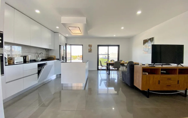 Tavira Grand Balcony With Pool by Homing
