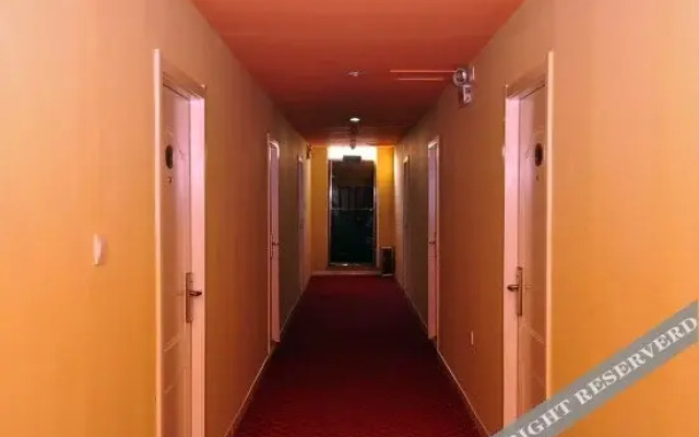 Tianqu Rujia Express Hotel