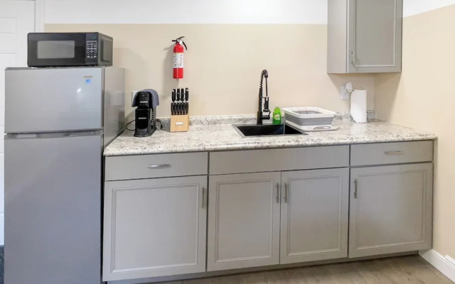 TriLuxe Inn & Studios