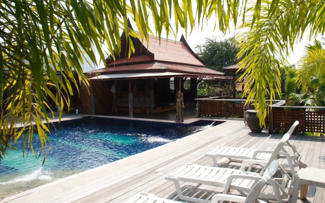 Inrawadee Resort