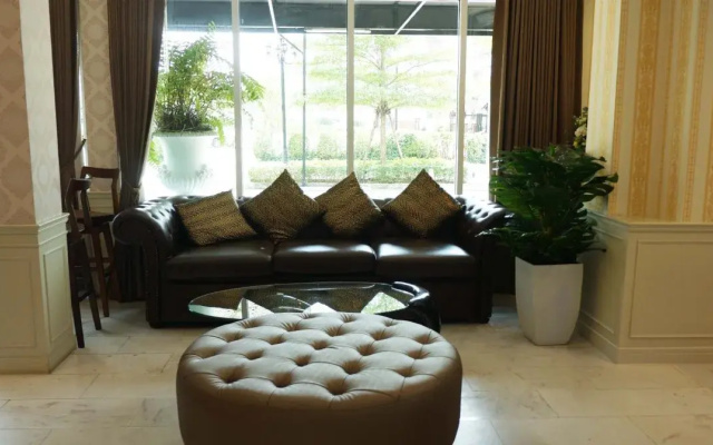 Westgate Residence Hotel