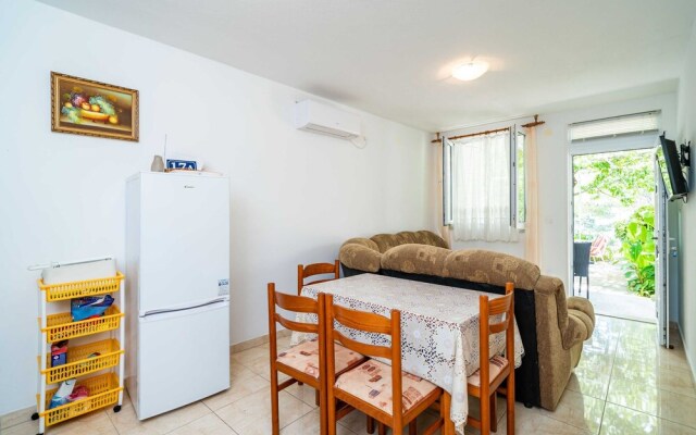 Apartments Zarac