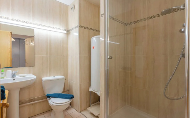 Charm 2 Rooms With Parking in Heart of Deauville