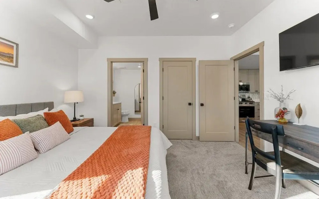Pinyon Pines #103 2 Bedroom Condo