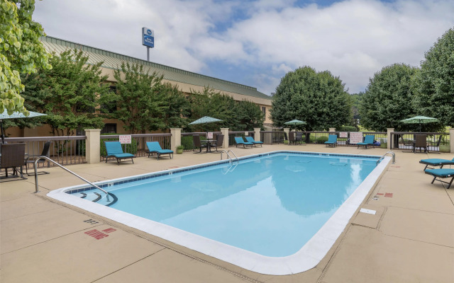 Best Western Hickory