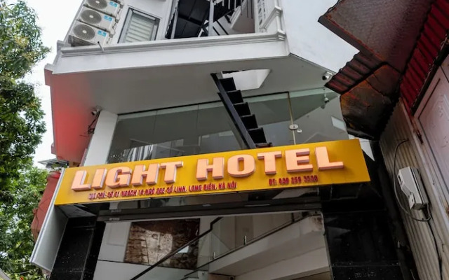 Light Hotel