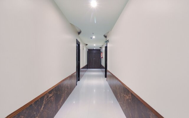 Fabhotel Nera Regency