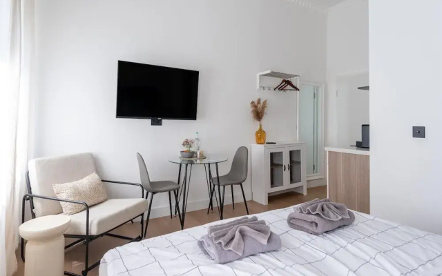 Deluxe Studio on the Moselle