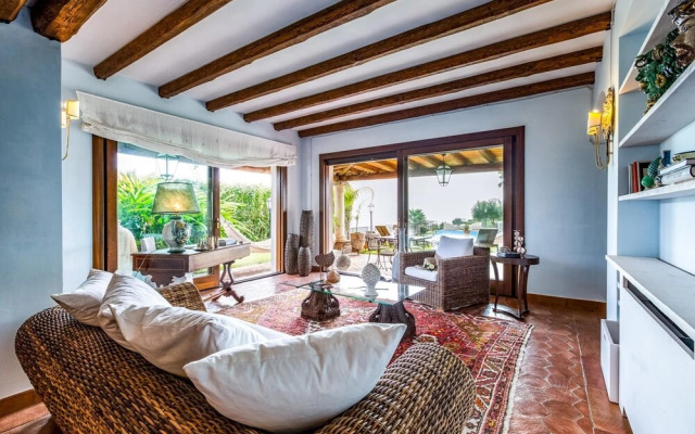 Giardini-naxos Beautiful Villa With Pool