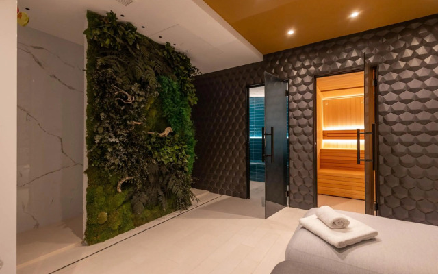 Hotel Neptuno Playa & Spa
