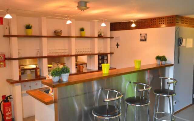 Rustic Farmhouse With Pool