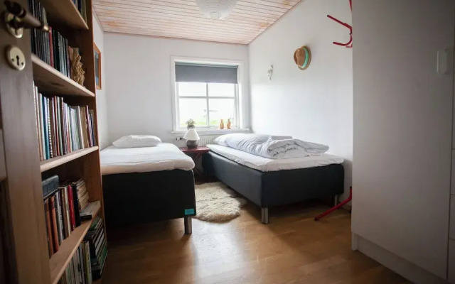 4 Br House / Capital / Cheerful /Nature