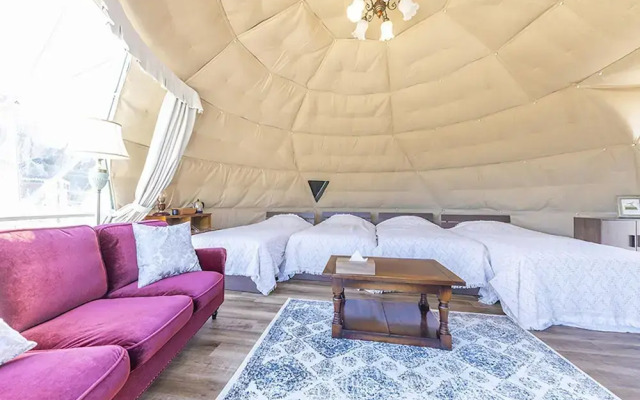 Glamping & Port