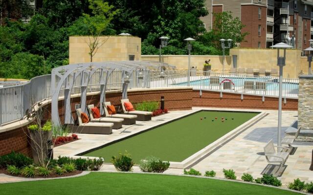 Global Luxury Suites at Park Crest