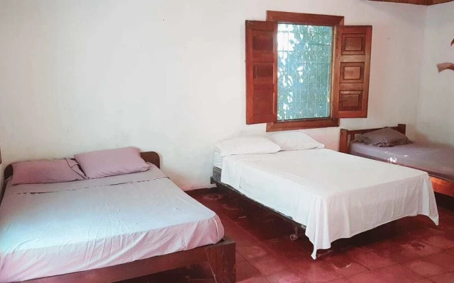 MI Casa Hostel & Hotel El Tesoro