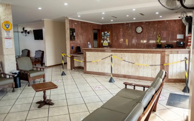 Hotel Almanara