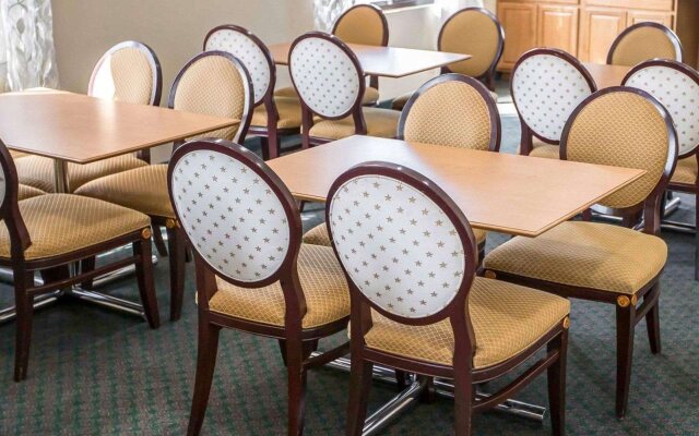 Econo Lodge