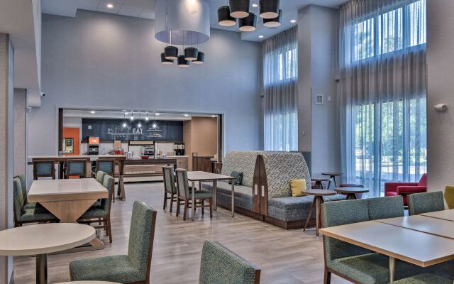 Hampton Inn & Suites Keene