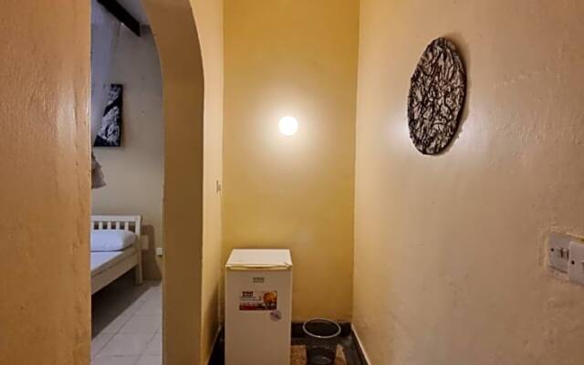 Tulia House - Hostel