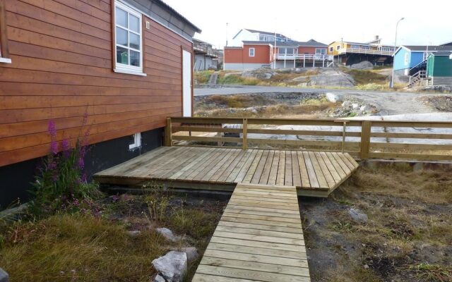 IceCap Apartments