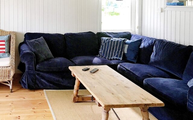 6 Person Holiday Home in Grisslehamn