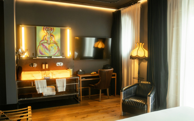 Hotel Lobby