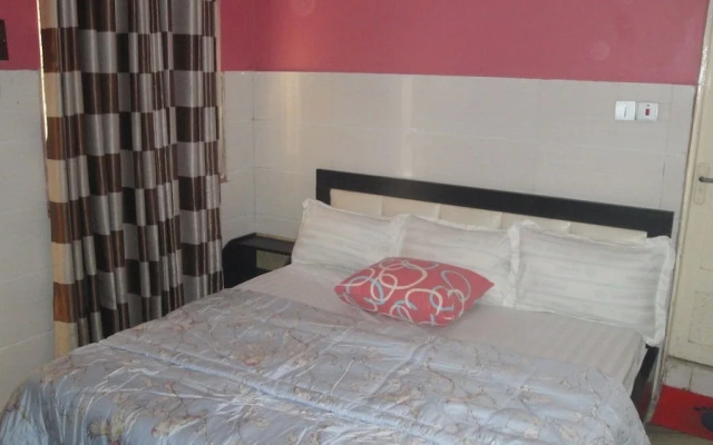 Ocean Palace Guest Inn
