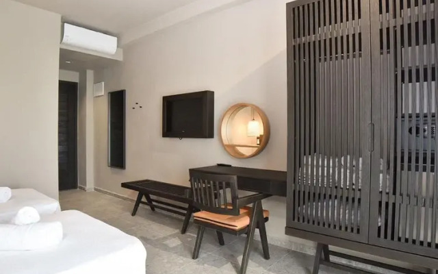 Kotinos Beach Hotel