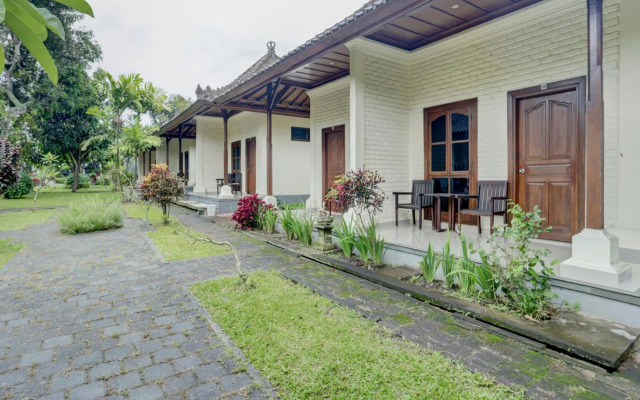 OYO 1762 Hotel Astiti Graha Tanah Lot