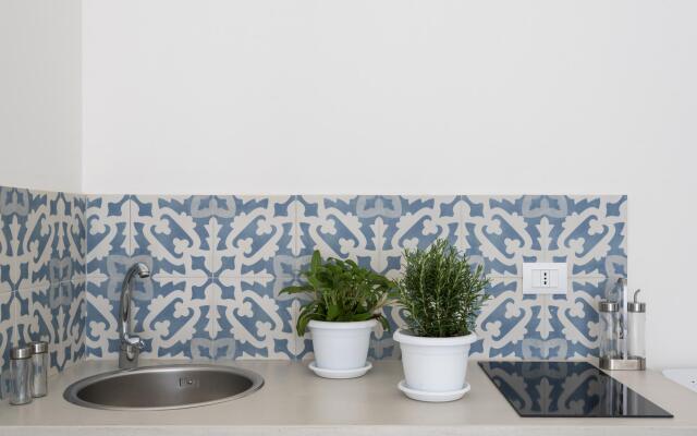 Crispi Bilo 12 con Balcone - Locazione