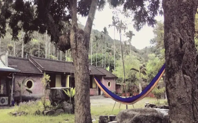 Love to Longguomai B&B