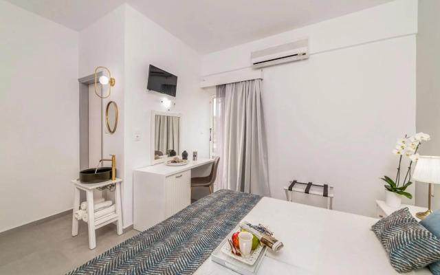 Roxani Hotel