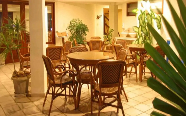 Divi Divi Praia Hotel