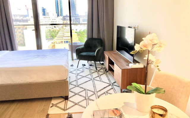 Amazing Living in Park View JVC