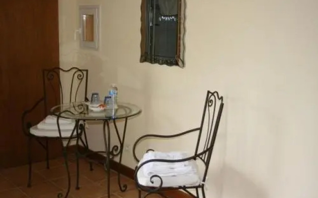 Chambres dHôtes La fontaine de Lautrec