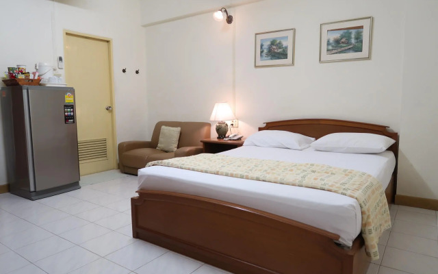 Phawana Sweet Hotel
