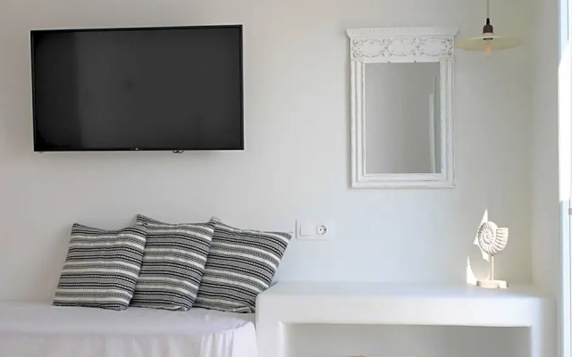 Stegna Akti Luxury Suites