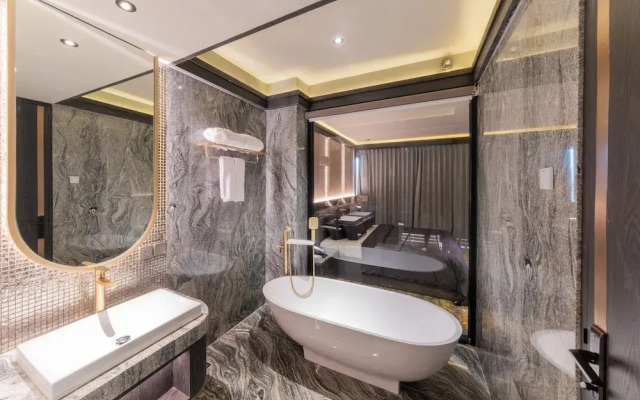 The All-Suite Pentacity Hotel Balikpapan