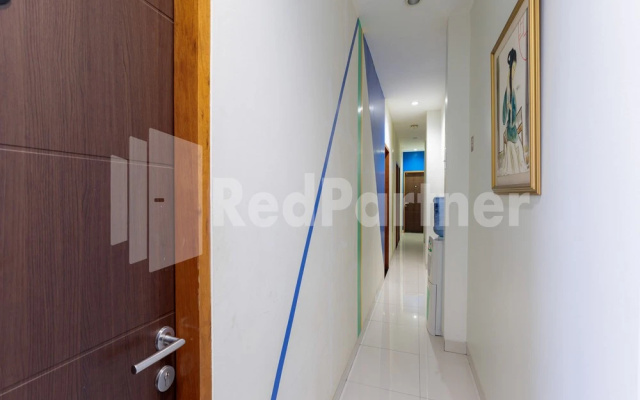 Ichiza Room RedPartner