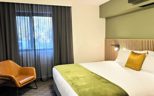 Mill Hotel Milperra Panania